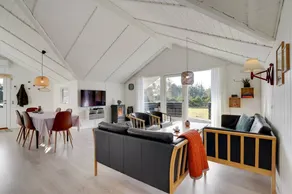 Children-friendly beautiful holiday home with terrace | Pet-friendly - Image 3