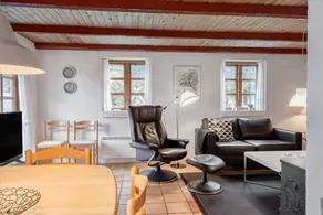 Holiday home with terrace & barbeque | Pets are welcome - Image 4