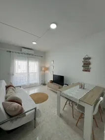 Fully equipped flat with terrace | Close to the beach | Perfect for remote work | Pets allowed - Image 4