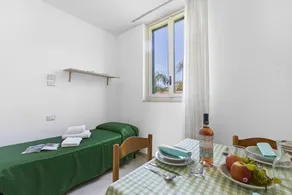 Apartment with terrace & pool - Image 2