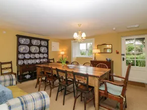 Cottage with garden | Beach view - Image 5