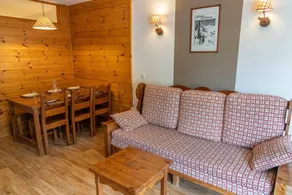 Resort center, 2nd floor, fitness, swimming pool, sauna, balcony, tv, ski locker, 37m², Les Orres - Image 3