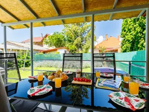 Maison avec jardin, barbecue et terrasse - Image 3