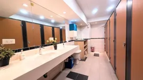 Yen Inn - Image 3