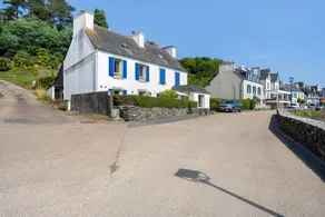 Holiday Home "Ty Gwen - Plouezoc'h" with Sea View and Wi-Fi - Image 3