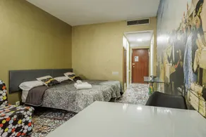 'Triana Centro Histórico' Apartment with Wi-Fi and Air Conditioning - Image 2