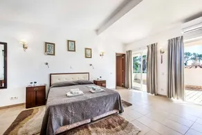 Villa entièrement équipée avec piscine privée, barbecue et terrasse - Image 5