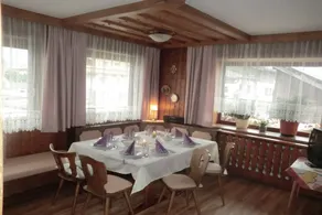 Lovely house with garden & barbecue | Pets allowed - Image 3
