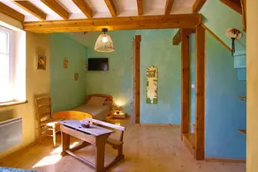 “Chambre Campagne” Guest Room with Shared Terrace, Garden, and Wi-Fi - Image 3