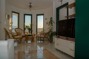 Voll ausgestattetes wunderschönes Ferienhaus mit Terrasse, Garten und Grill | Meerblick | Haustierfreundlich - Image 3