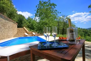 Villa mit Grill, schnellem Internet und Garten | Bergblick - Image 5