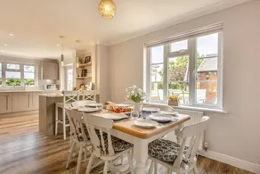 Cottage with BBQ & garden - Image 3