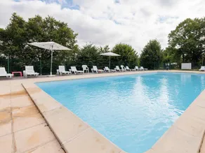 Child-friendly pleasant mobile home with heated pool & terrace | Pet-friendly - Image 3
