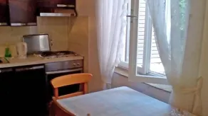 Holiday apartment with BBQ & terrace - Image 4