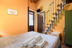Private room with pool & garden | Mountain view - Image 5