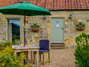 Fully equipped cottage with garden | Dogs allowed - Image 2