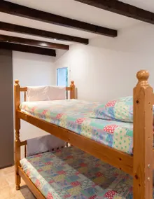 Ferienwohnung mit Terrasse, Garten und Pool | Bergblick - Image 3