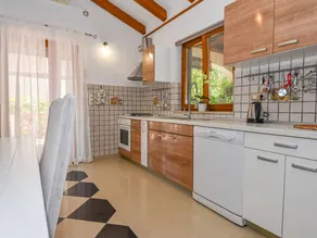 Charming house with garden, terrace & jacuzzi | Next to the beach - Image 4