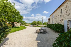 Ferienhaus 'Logis La Tour - Gîte La Tour' mit privatem Pool, privater Terrasse und WLAN - Image 4