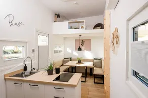 Holiday Home 'Tiny House Raum Käpsele' with Private Terrace, Wi-Fi and Air Conditioning - Image 3