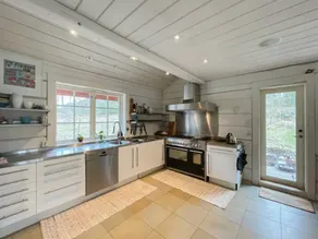 Child-friendly charming holiday home with terrace, garden & barbecue | Sea view | Perfect for remote work | Pets allowed - Image 5