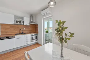 Maravilloso apartamento vacacional totalmente equipado con jardín y barbacoa | Cerca de la playa - Image 5