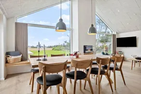 Fully equipped lovely holiday home with terrace, sauna & jacuzzi | Pets allowed - Image 5