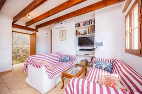 House with terrace & barbecue | Beach view | Suitable for remote work - Image 4