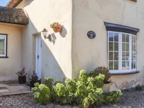Voll ausgestattetes Landhaus mit Garten | Haustiere erlaubt - Image 4