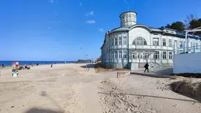 Flat with terrace | Beach nearby - Image 2