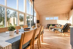 House with sauna, BBQ & terrace - Image 2