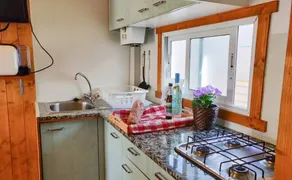 Mobile home with BBQ, heated pool & hot tub - Image 3
