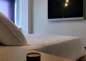 Chambre privée avec terrasse | Vue ville - Image 5