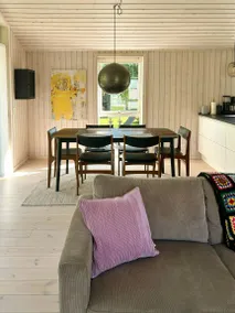 House with garden, barbeque & terrace - Image 2