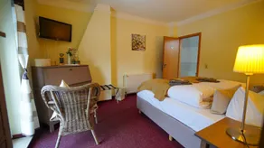 Family-friendly pleasant dedicated room with pool | Garden view | Dogs allowed - Image 2