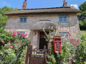 Child-friendly cottage with garden | Pets allowed - Image 3