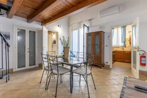 Beautiful flat with terrace | City view - Image 5