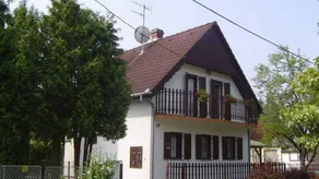 Wonderful holiday home with terrace, garden & BBQ - Image 5