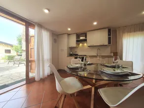 Spacious Apartment With Communal Pool Near the Sea - Image 3