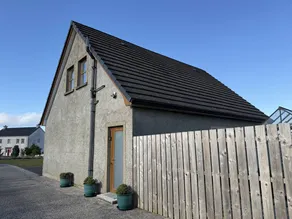 Beautiful cottage with garden - Image 3