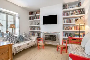 Family-oriented villa with terrace & garden | Sea view | Perfect for remote work | Dogs allowed - Image 4