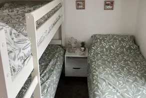 2 Bed Lodge-Sleeps 4-stunning views -Pet Friendly - Image 4