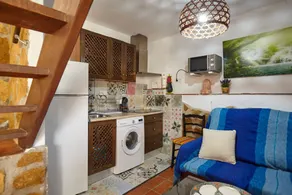 Voll ausgestattetes Ferienhaus mit Whirlpool und schnellem Internet | Stadtblick - Image 2
