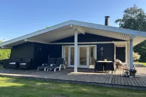 Ferienhaus mit Garten, Whirlpool und Grill | Seeblick - Image 2