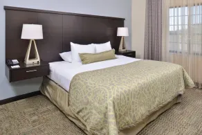 1 Queen 1 Bedroom Suite - Image 2