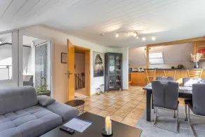Arnsberger Wald Holiday Apartment with Balcony and Wi-Fi - Image 3