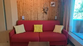 Holiday apartment with sauna & private pool | Mountain view - Image 3