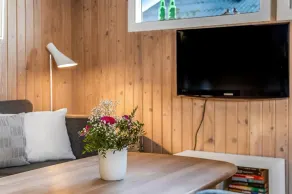Fully equipped holiday home with garden, BBQ & terrace | Sea view | Close to the beach - Image 5