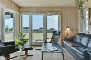 Casa vacacional ideal para familias con jacuzzi, terraza y barbacoa | Vistas al mar | Admite mascotas - Image 3