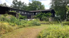 House with pool & sauna - Image 2
